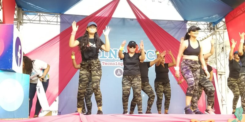 Centros Tecnológicos del Departamento de León Realizan Mega Feria Vocacional