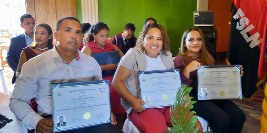 Docentes de Bilwi y Waspam, se gradúan como Especialistas de la Educación Técnica