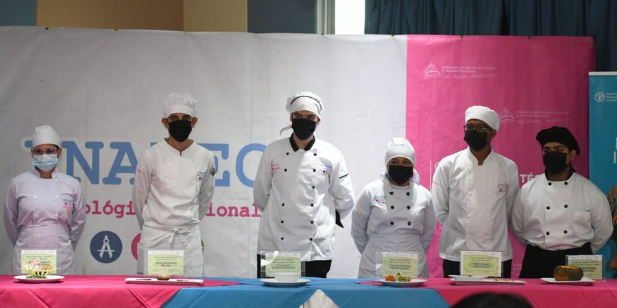 Estudiantes técnicos participan en Concurso Nacional de Recetas Saludables