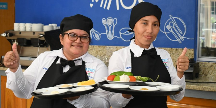 Inauguran Nueva Aula Didáctica para estudiantes  Técnicos de hotelería en Chinandega