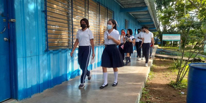 Estudiantes de Secundaria realizan recorrido por Centro Tecnológico Simón Bolívar de Managua