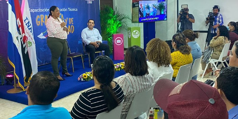 Docentes Técnicos participan de la Claúsura del II Encuentro Nacional de Actualización