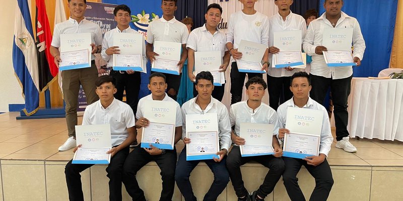 ¡Por amor a Nicaragua! Centro Tecnológico Padre Teodoro Kint, El Viejo celebra graduación de Educación Técnica