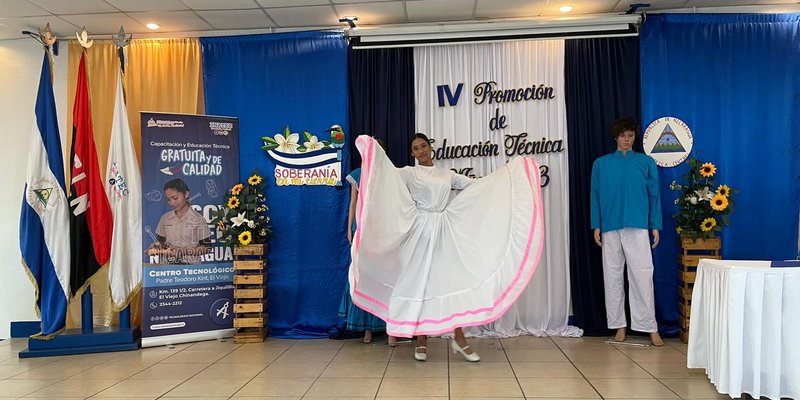 ¡Por amor a Nicaragua! Centro Tecnológico Padre Teodoro Kint, El Viejo celebra graduación de Educación Técnica