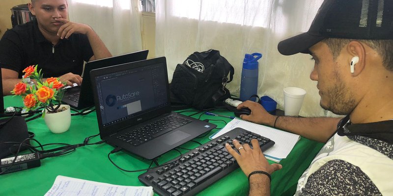 Cinco Estudiantes del Centro Tecnológico Josefa Toledo logran Primer Lugar en Rally Nacional de Innovación