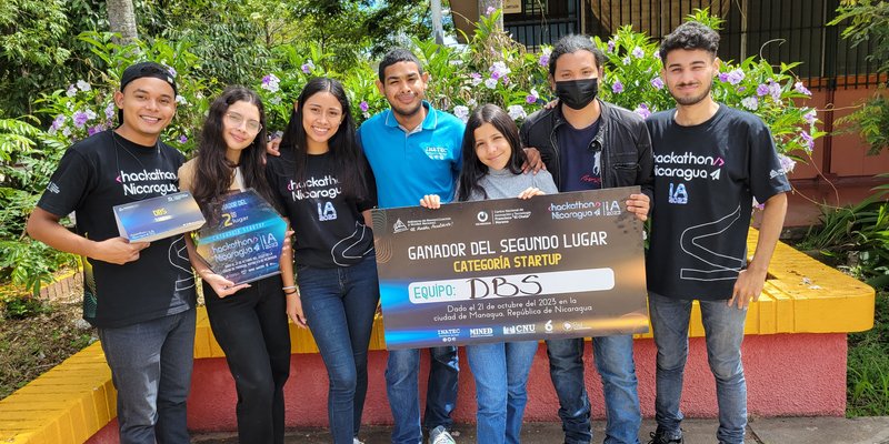 ¡Ganan Hackathon! Estudiantes Técnicos de Estelí destacan con proyecto Push Business