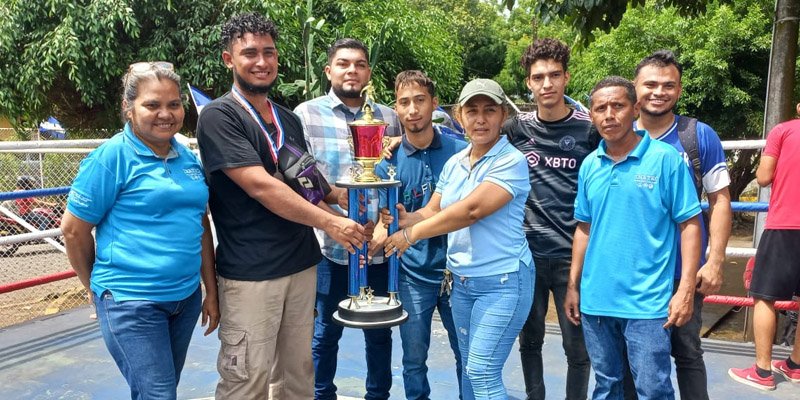 Celebran 42 aniversario del Centro Tecnológico Héroes y Mártires de Villanueva