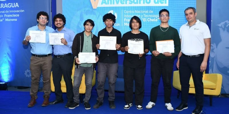 160 protagonistas reciben certificados de la Novena Temporada de Entrenamiento en Herramientas de Innovación