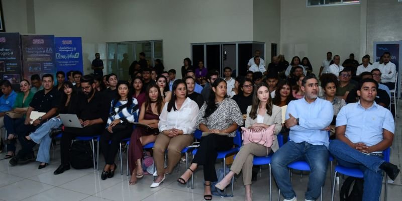 160 protagonistas reciben certificados de la Novena Temporada de Entrenamiento en Herramientas de Innovación
