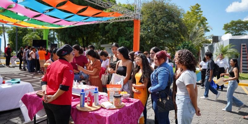 Una semana de celebraciones: Escuela Hotel Casa Luxemburgo festeja su VIII Aniversario