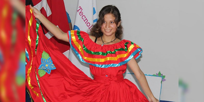 Masaya Celebra el Día del Maestro nicaragüense