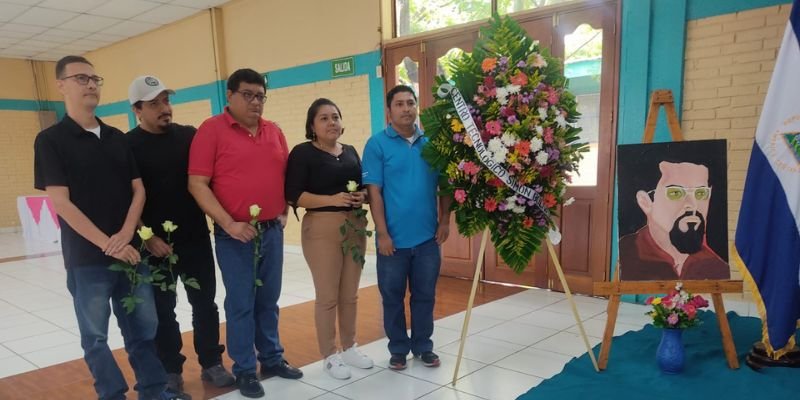 ¡Felicidades papás! Centro Tecnológico Simón Bolívar celebra Día del Padre nicaragüense