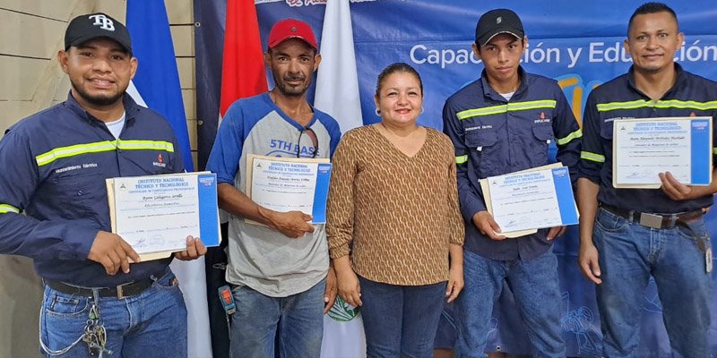 80 protagonistas de la Costa Caribe Sur finalizan diversos cursos para el desarrollo local