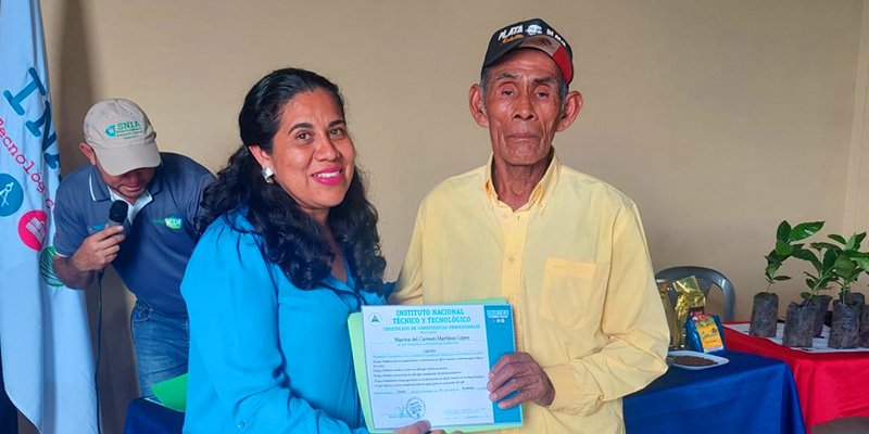 Caficultores de Santo Domingo en Telpaneca, certifican sus conocimientos empíricos