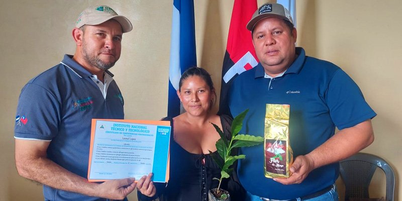 Caficultores de Santo Domingo en Telpaneca, certifican sus conocimientos empíricos