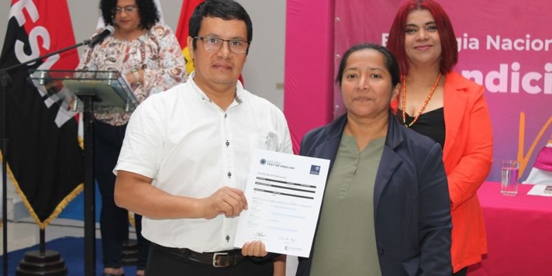 93 Maestros de Inglés Certificados por la Universidad de Oxford