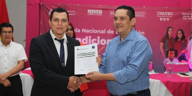 93 Maestros de Inglés Certificados por la Universidad de Oxford