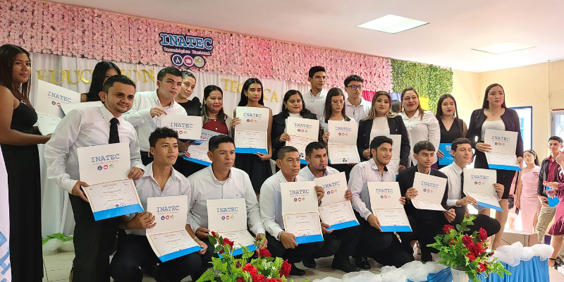 146 nuevos profesionales técnicos en Juigalpa