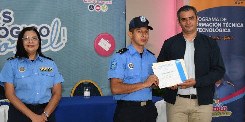 Policía Nacional y INATEC Gradúan y Lanzan Nueva Edición del Programa Angelita Morales Avilés