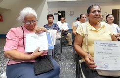Emprendedores culminan cursos gratuitos en el  Centro Tecnológico Héroes de Bawas, Boaco