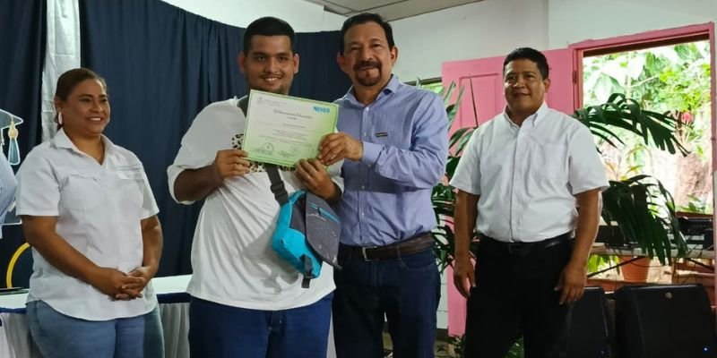 Reconocemos el talento y dedicación de nuestros protagonistas adultos mayores