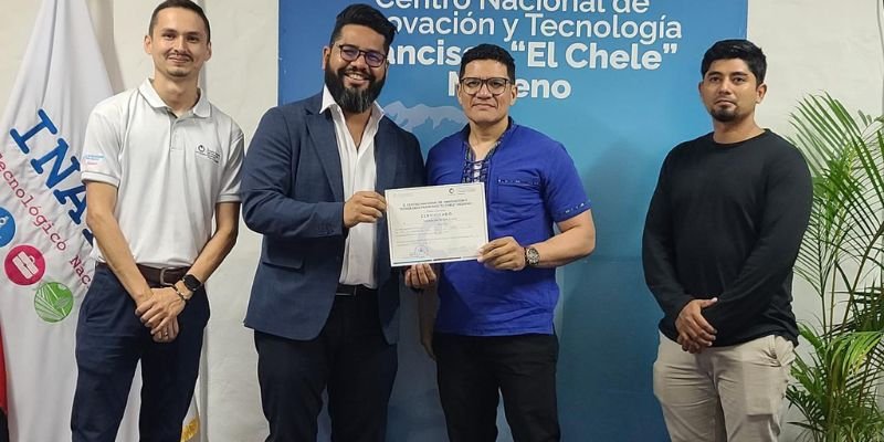 CI Nicaragua certifica a 100 protagonistas en herramientas tecnológicas durante su primer SkillsCamp