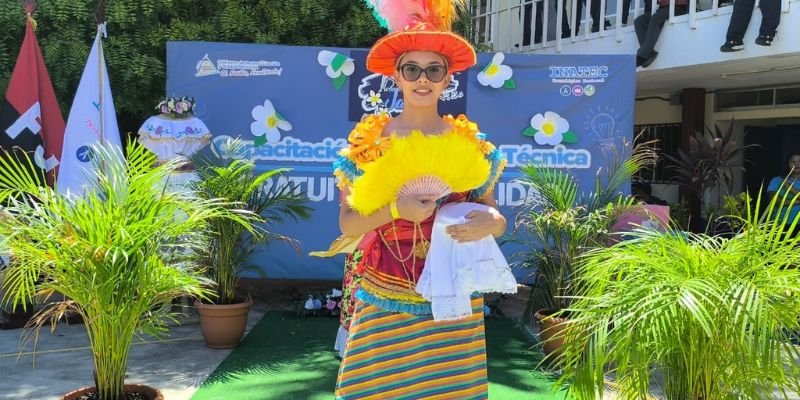 Estudiantes de Educación Técnica celebran el Mes Patrio  con el Circuito Orgullo Técnico “Todos San Jacinto”
