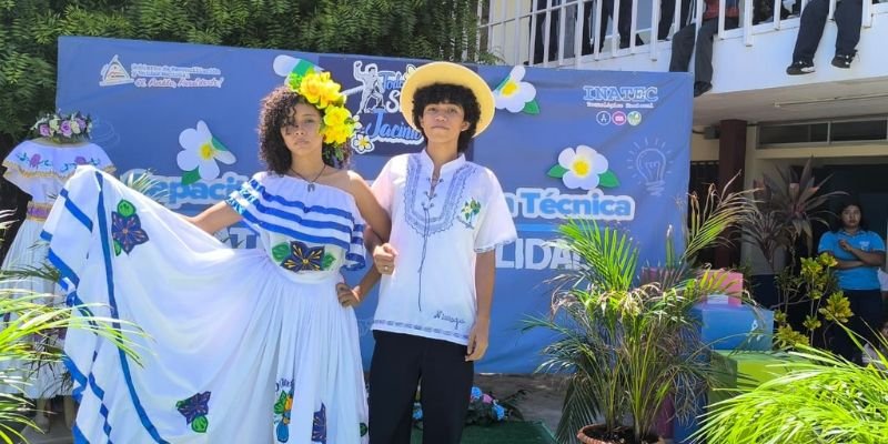 Estudiantes de Educación Técnica celebran el Mes Patrio  con el Circuito Orgullo Técnico “Todos San Jacinto”