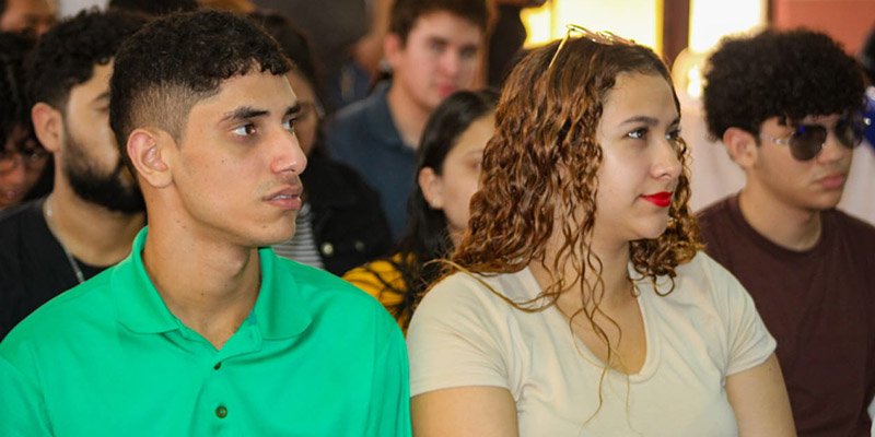 Juventud creativa en Masaya: Conferencia de Emprendimiento Disruptivo rumbo a Hackathon Nicaragua 2025