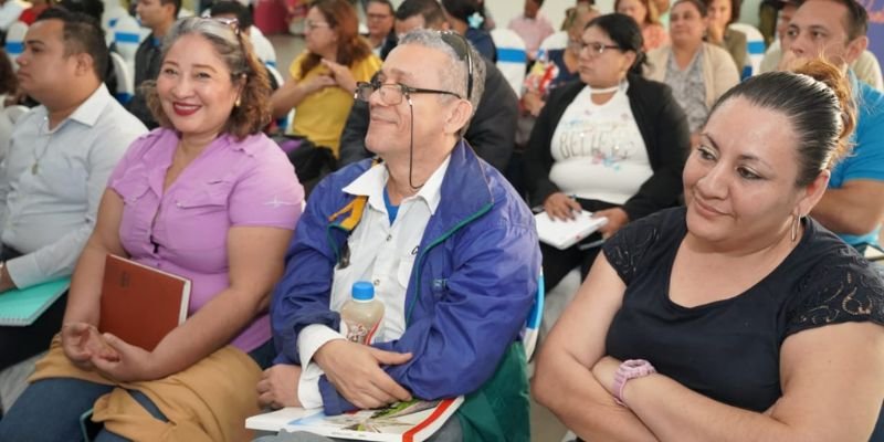 Sistema Educativo Nacional desarrolla la Conferencia: “Historia, saberes ancestrales y populares”