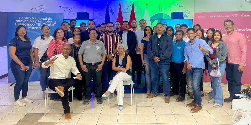 Internet Seguro: Una prioridad de la Estrategia Nacional de Educación Bendiciones y Victorias