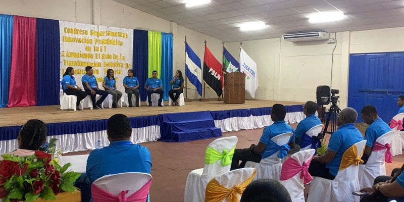 Docentes Técnicos de Puerto Cabezas presentan sus proyectos en el Congreso Departamental de Innovación Pedagógica
