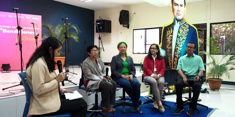 Conversatorio "Educación Artística y Cultural: Pensar en Darío Hoy" Reúne a Expertos en Nicaragua