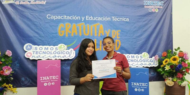 Estudiantes destacados del Tecnológico de Bluefields