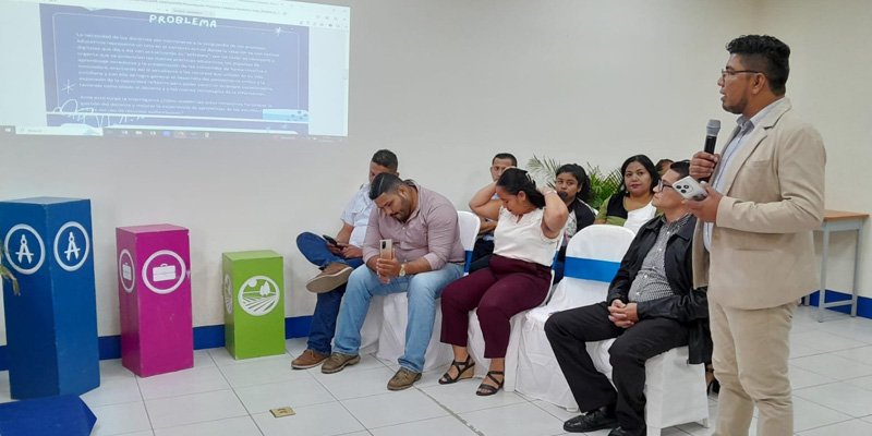 Docentes del Centro Tecnológico Padre Rafael María Fabretto comparten sus estrategias innovadoras para el aprendizaje