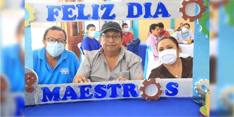 Docentes Técnicos Celebran Día del Maestro Nicaragüense