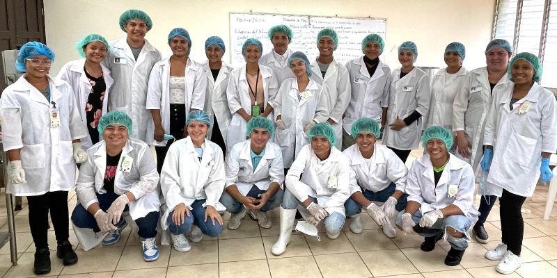 Educación Técnica Agropecuaria: Cultivando el Futuro del Sector Productivo