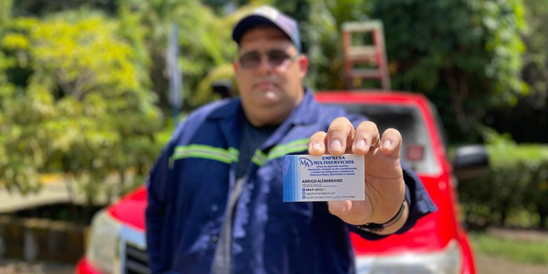 Egresado de INATEC es su propio jefe y crea oportunidades con su negocio multiservicios