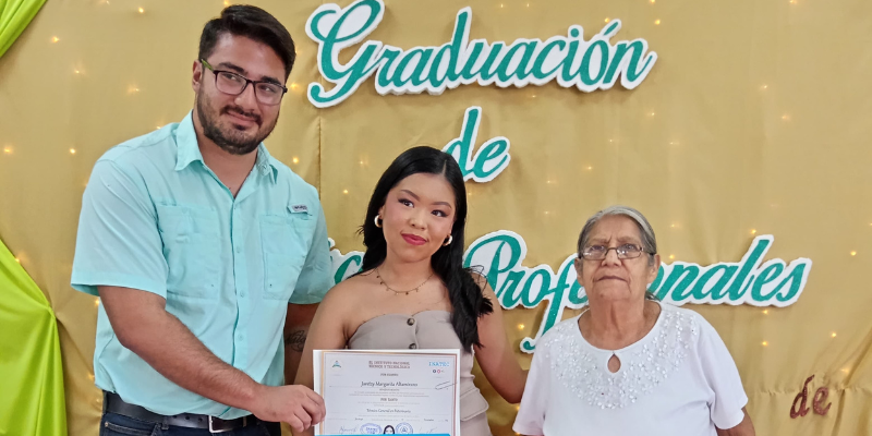 Entrega de certificados a protagonistas de Jinotega