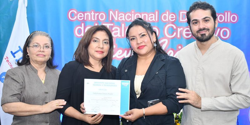 164 emprendedores fortalecen sus talentos en el Centro Nieves Cajina