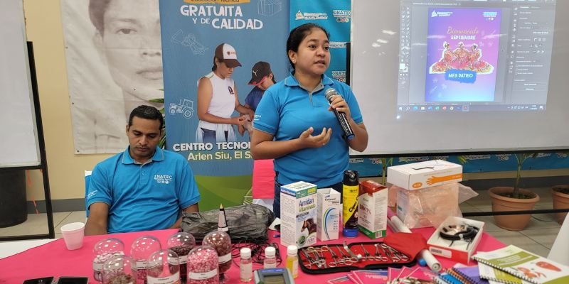 Centros Tecnológicos de León avanzan en la apropiación de la Estrategia Nacional de Educación