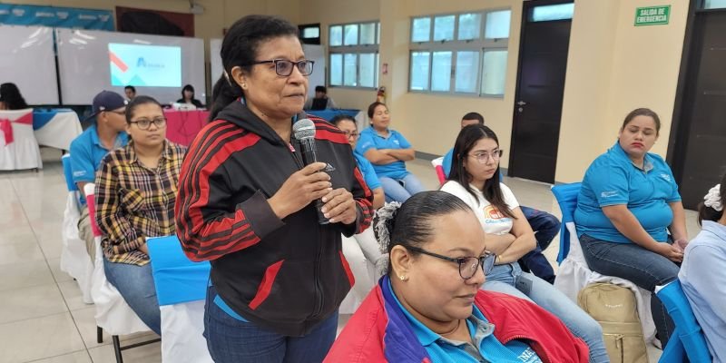 Centros Tecnológicos de León avanzan en la apropiación de la Estrategia Nacional de Educación