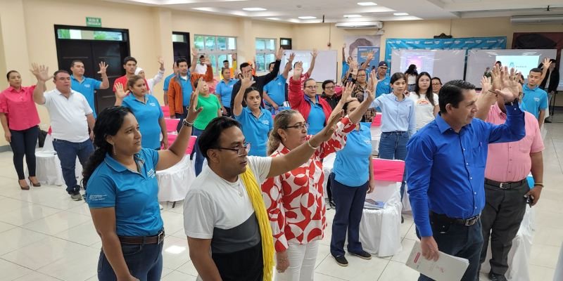 Centros Tecnológicos de León avanzan en la apropiación de la Estrategia Nacional de Educación