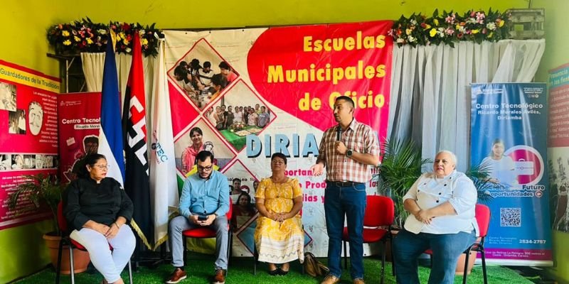 Diriamba celebra nueva victoria educativa con la entrega de certificados en las Escuelas Municipales de Oficio
