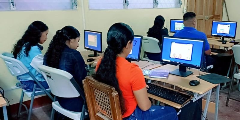 Las Escuelas de Oficio en Jinotega empoderan a 1,100 protagonistas este año