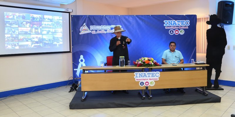 Estudiantes Técnicos conmemoran la  Cruzada Nacional de Alfabetización