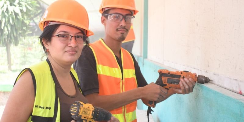 Estudiantes técnicos cuentan sus experiencias y aspiraciones al estudiar en Centros Tecnológicos