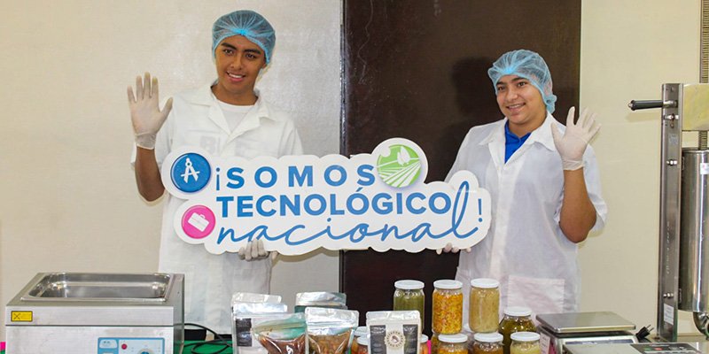 Comunidad Educativa de Nandaime Celebra Feria Tecnológica “Orgullo Patrio”