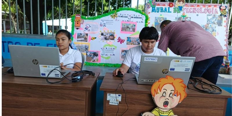 Sistema Educativo Nacional realiza Feria “Innova e Incluye” en Conmemoración a la Semana de las Personas con Discapacidad