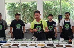 Feria promueve carreras técnicas gratuitas con equipamiento de vanguardia y matrículas disponibles en Matagalpa